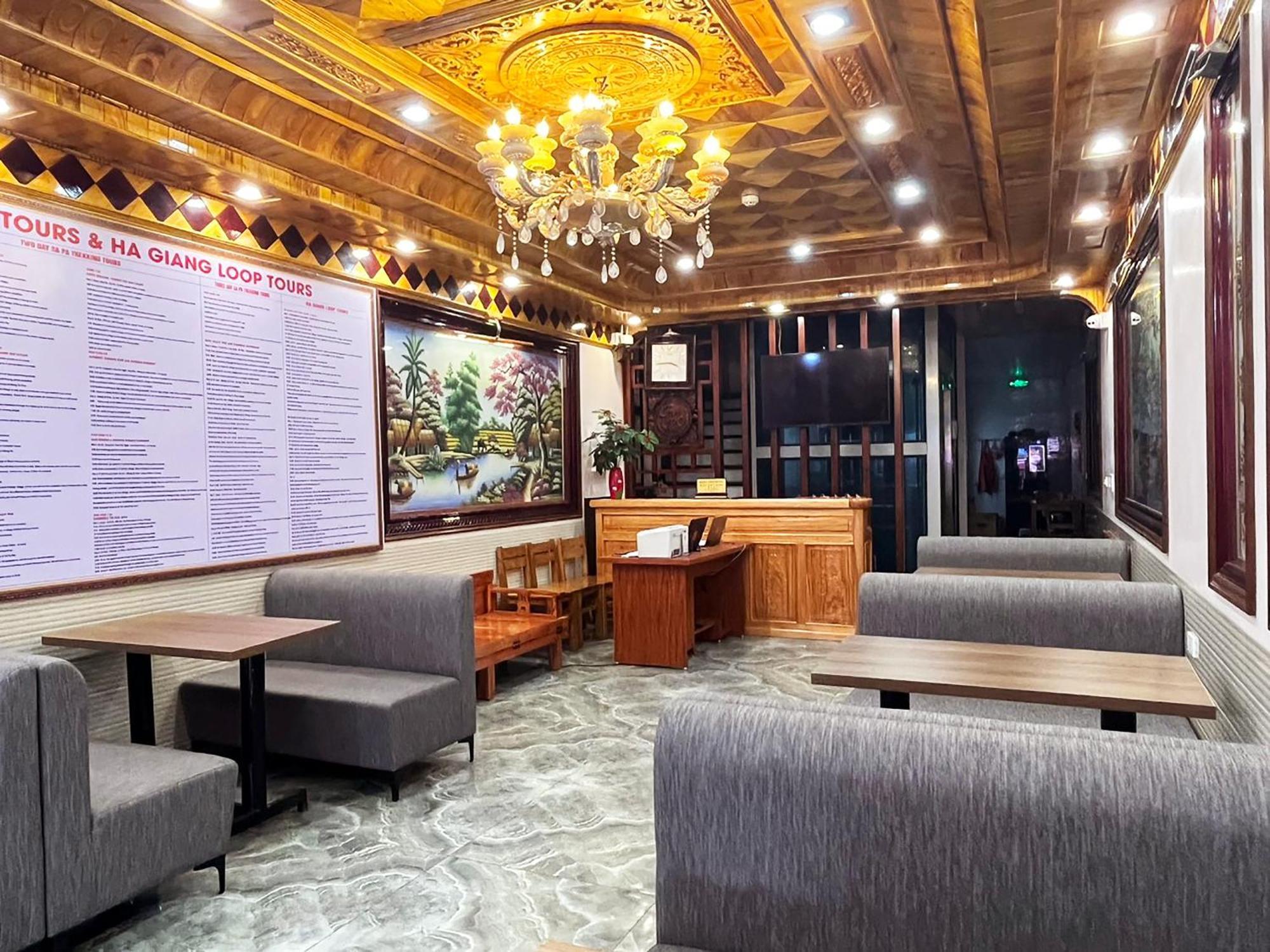 Quoc Tuan Hotel Sapa エクステリア 写真